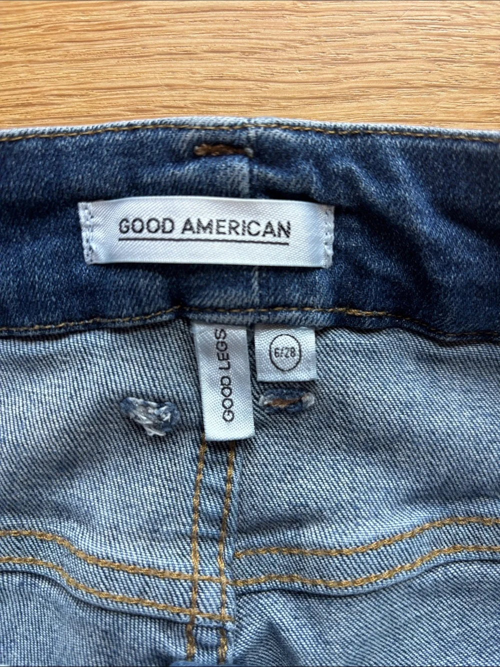 Good American Straight Skinny Jeans Size 6/28 Style 899T Blue 182